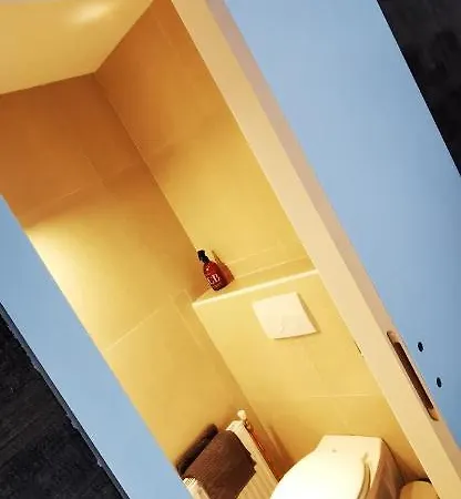 Nocleg ze śniadaniem La Pierre Du Diable 3*