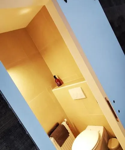 Nocleg ze śniadaniem La Pierre Du Diable 3*